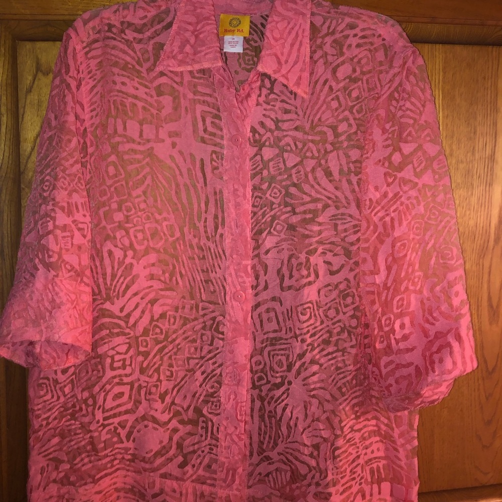 Size 18 Beautiful Ruby Rd. Top